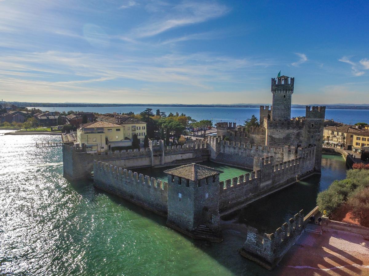 Aurora Home Sirmione Eksteriør billede
